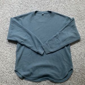 Oversized Uniqlo Waffle Thermal Long-sleeve